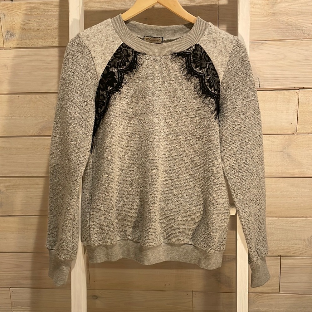 Boutique sweater with lace